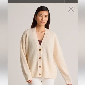 QUINCE Mongolian cashmere cardigan sweater